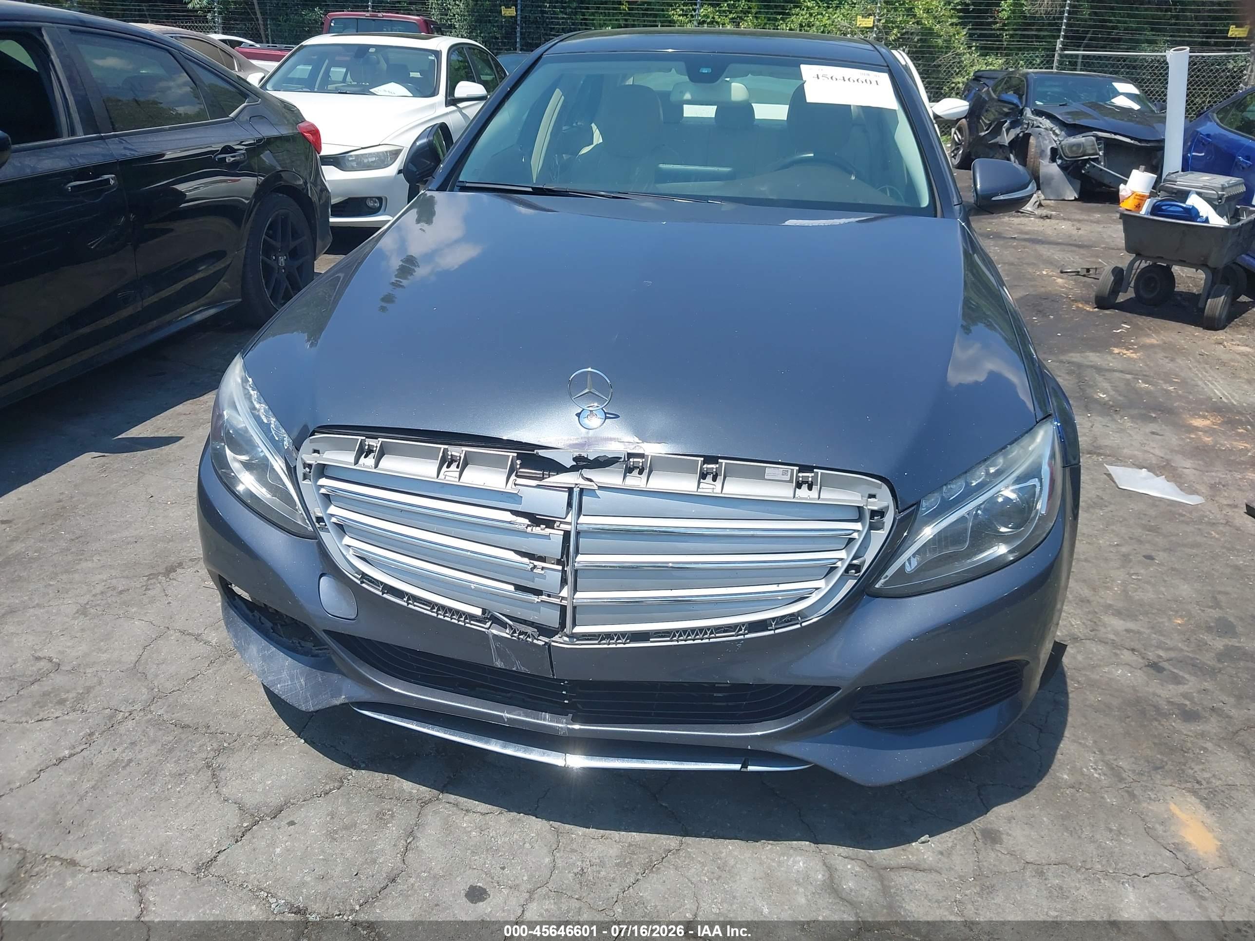 2015 MERCEDES-BENZ C 300 LUXURY 4MATIC