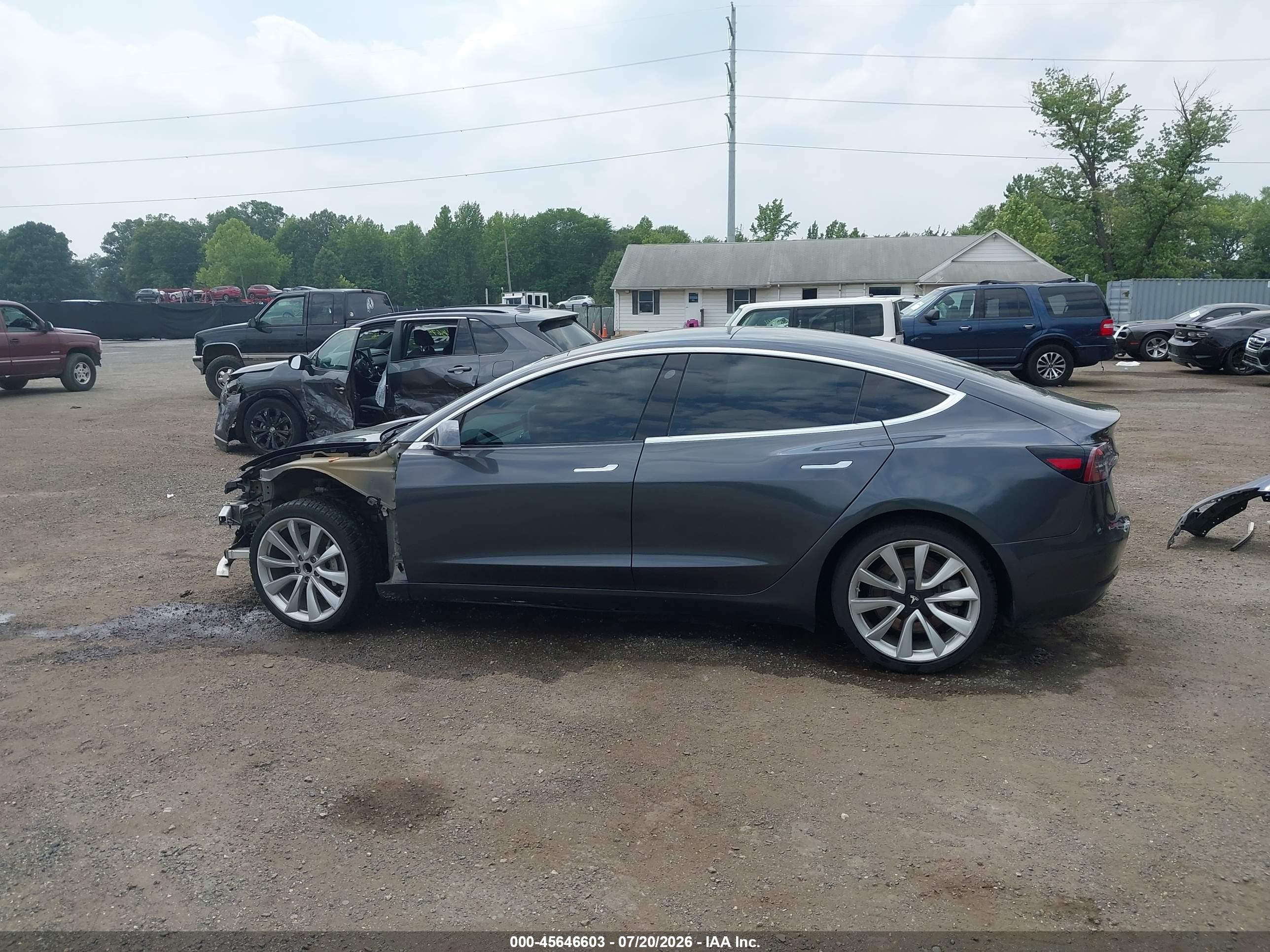 2018 TESLA MODEL 3 LONG RANGE/MID RANGE