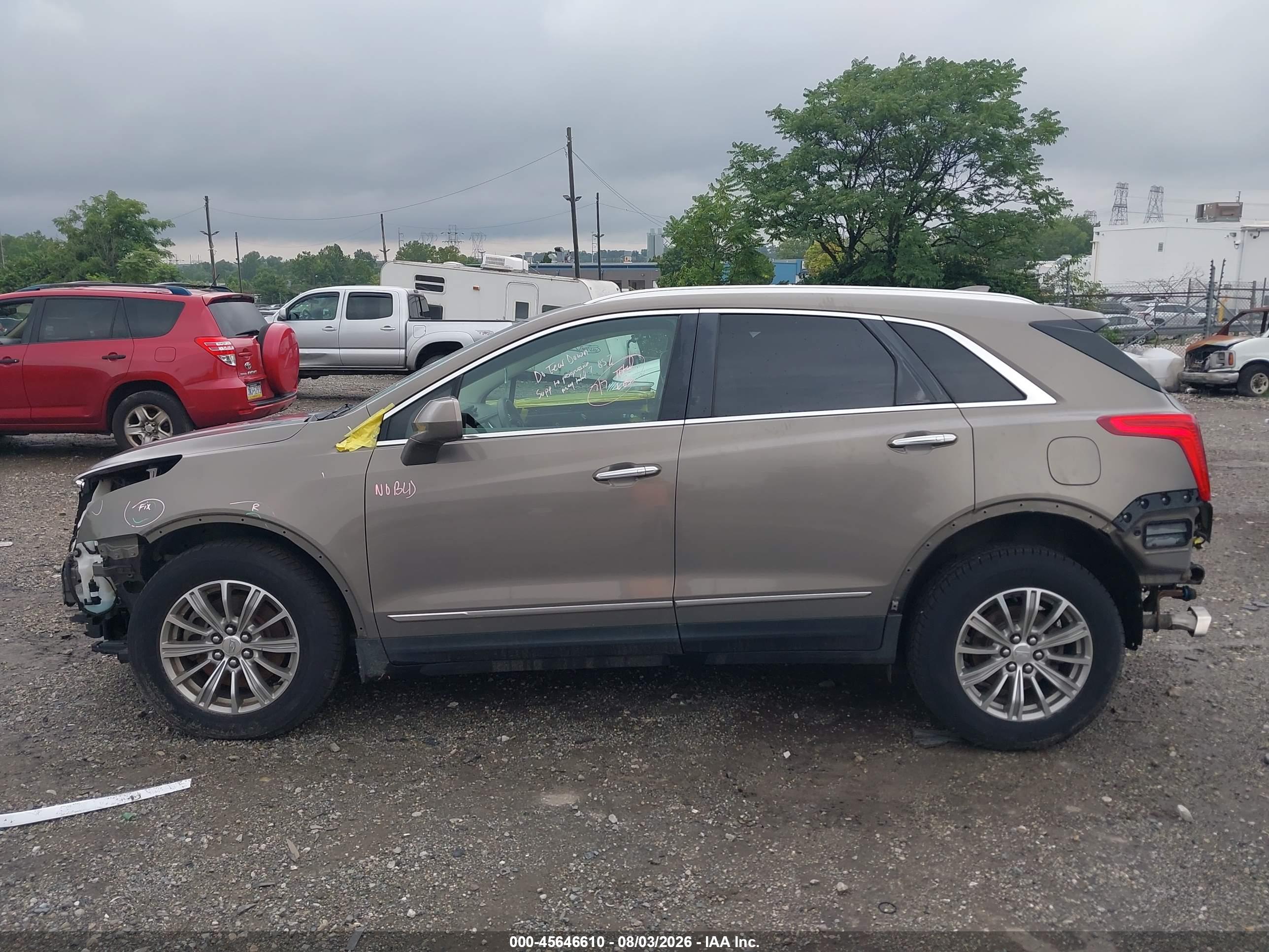 2017 CADILLAC XT5 LUXURY