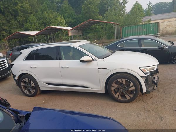2021 AUDI E-TRON PREMIUM QUATTRO