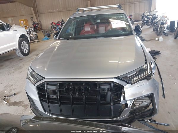 2022 AUDI SQ7
