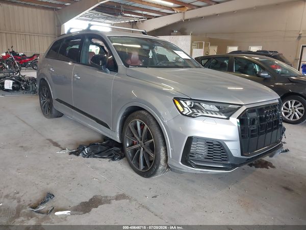 2022 AUDI SQ7