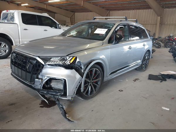 2022 AUDI SQ7