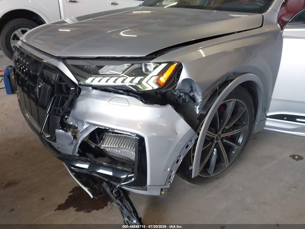 2022 AUDI SQ7