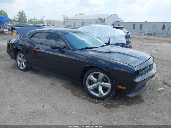 2014 DODGE CHALLENGER SXT PLUS