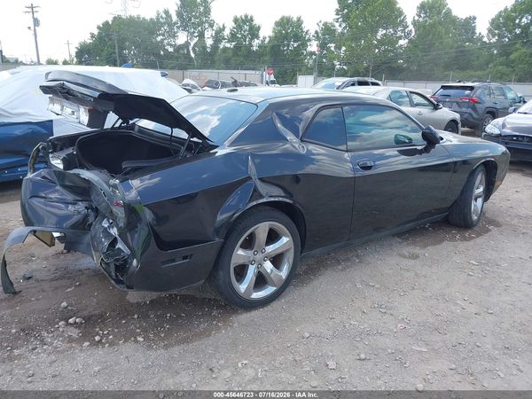 2014 DODGE CHALLENGER SXT PLUS