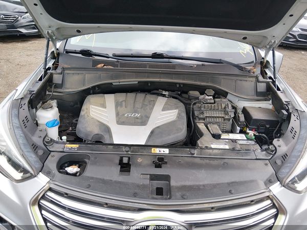 2018 HYUNDAI SANTA FE SE