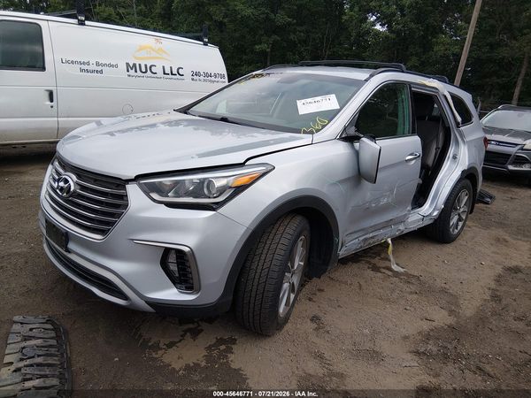 2018 HYUNDAI SANTA FE SE