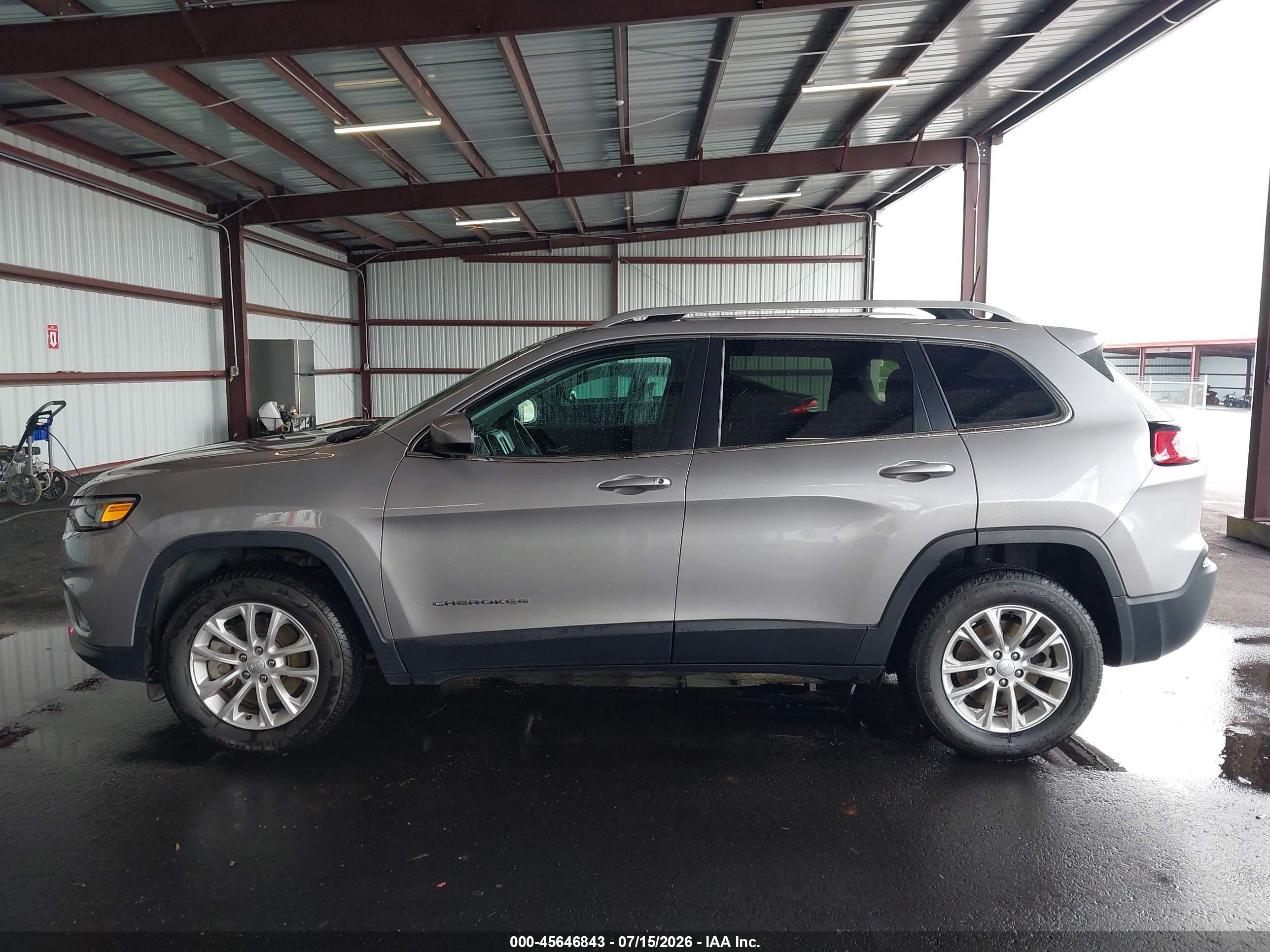 2019 JEEP CHEROKEE LATITUDE 4X4