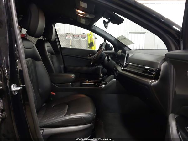 2025 KIA SPORTAGE X-LINE