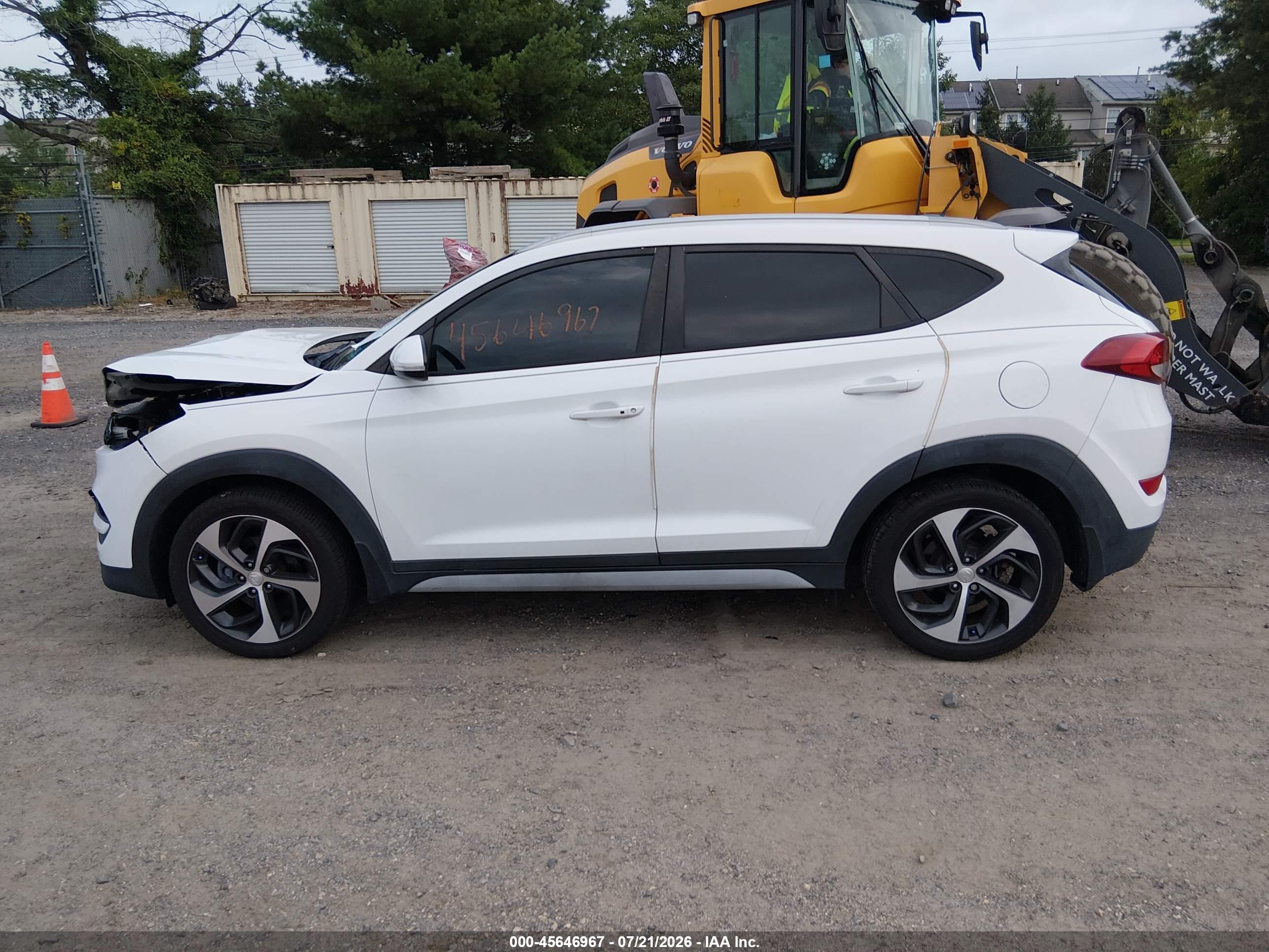 2017 HYUNDAI TUCSON SPORT