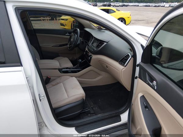 2017 HYUNDAI TUCSON SPORT