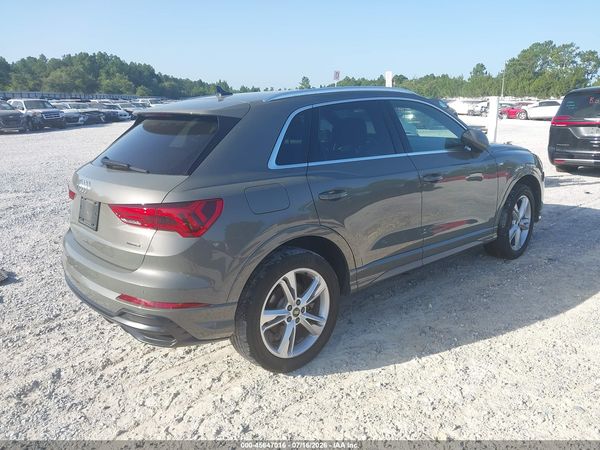 2022 AUDI Q3