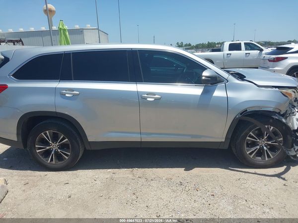 2019 TOYOTA HIGHLANDER LE