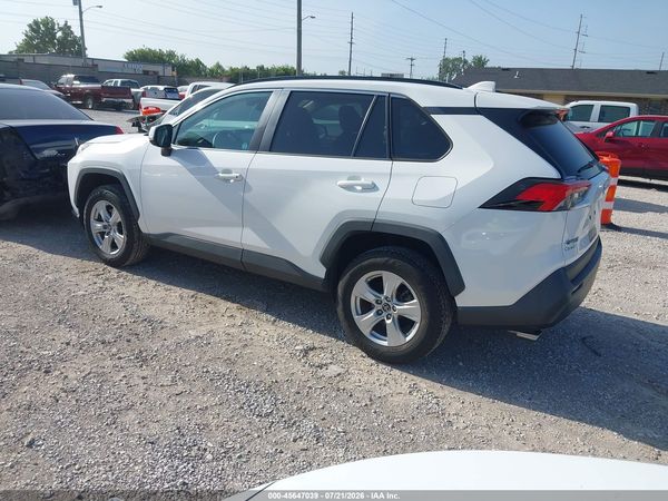 2020 TOYOTA RAV4 XLE