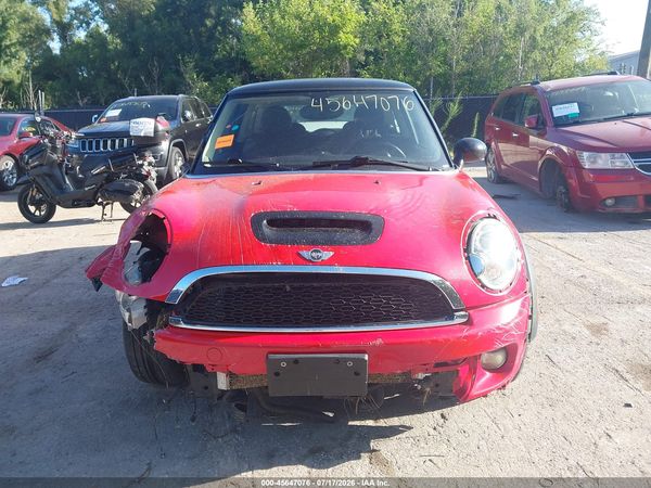 2012 MINI COOPER S