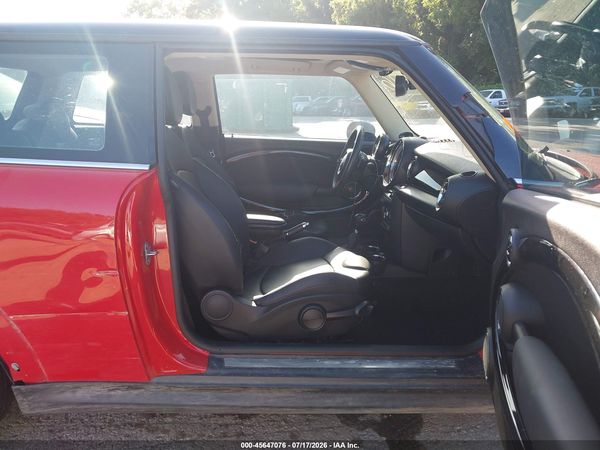 2012 MINI COOPER S