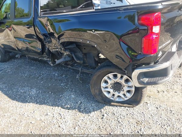 2024 CHEVROLET SILVERADO 2500HD 4WD  STANDARD BED LT — I6