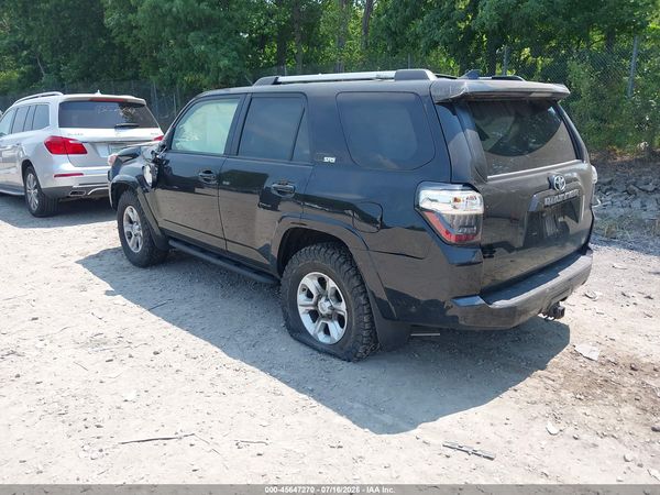 2023 TOYOTA 4RUNNER SR5 PREMIUM