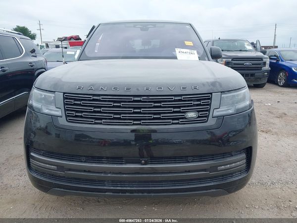 2023 LAND ROVER RANGE ROVER P400 SE