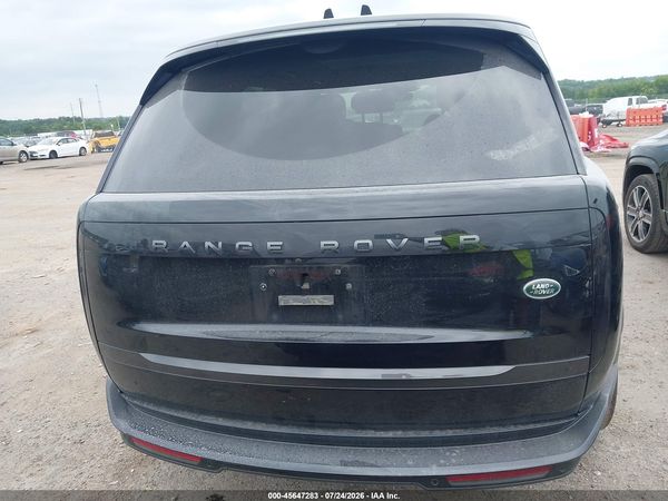 2023 LAND ROVER RANGE ROVER P400 SE