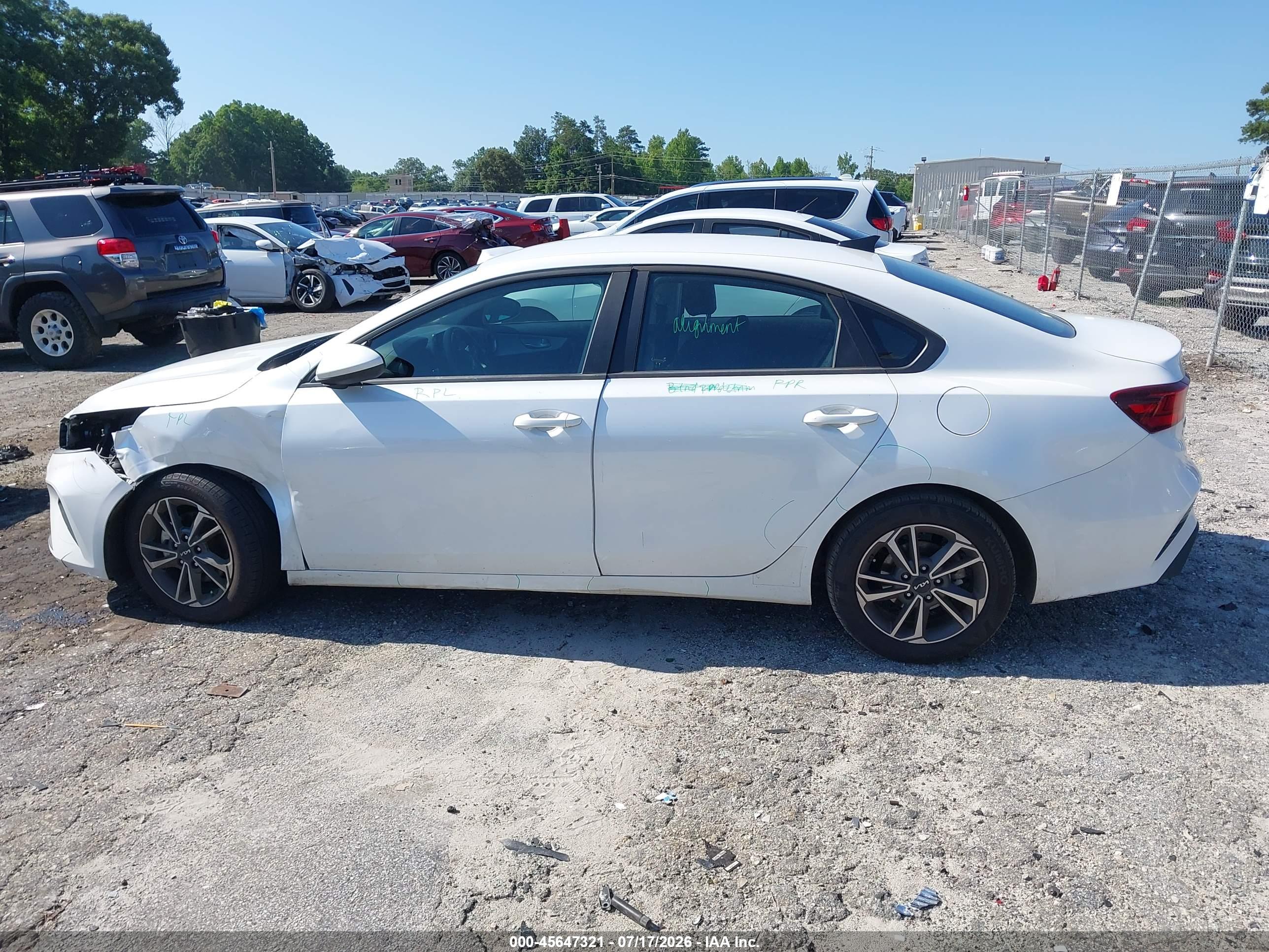 2024 KIA FORTE LXS