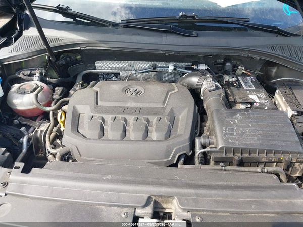 2022 VOLKSWAGEN TIGUAN 2.0T SE R-LINE BLACK — I10