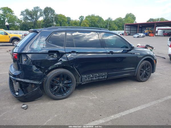 2022 VOLKSWAGEN TIGUAN 2.0T SE R-LINE BLACK — I116