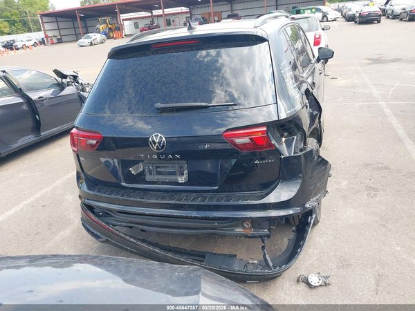 2022 VOLKSWAGEN TIGUAN 2.0T SE R-LINE BLACK — I119