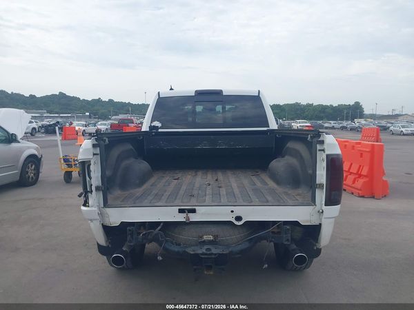 2016 RAM 1500 LARAMIE