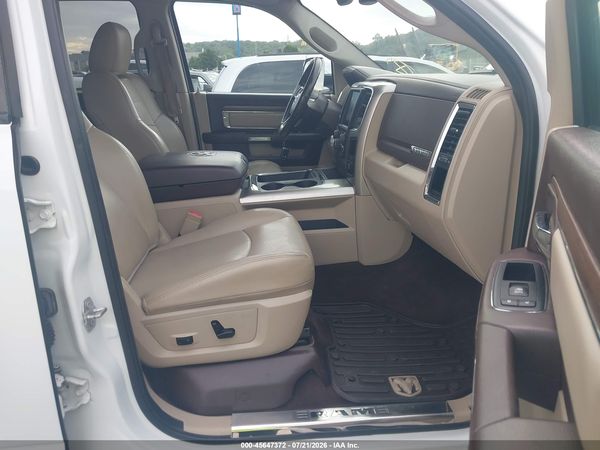 2016 RAM 1500 LARAMIE