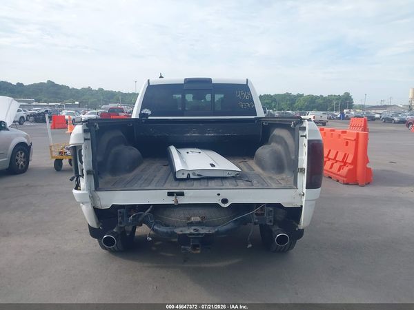 2016 RAM 1500 LARAMIE