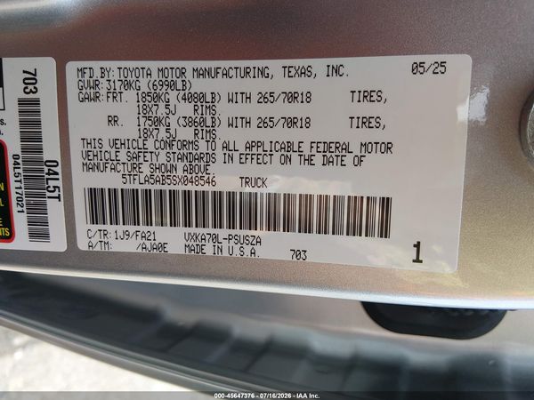 2025 TOYOTA TUNDRA SR5