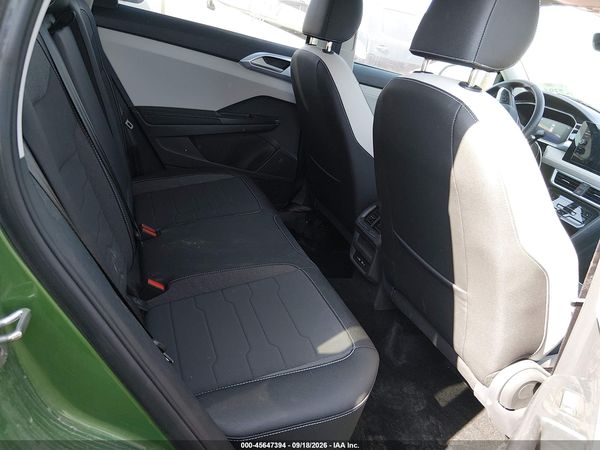 2026 VOLKSWAGEN TAOS SE — I8