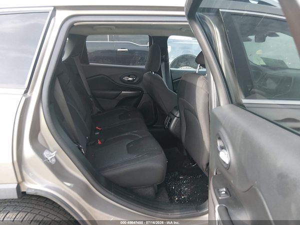 2019 JEEP CHEROKEE LATITUDE FWD