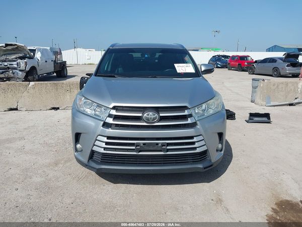 2018 TOYOTA HIGHLANDER XLE