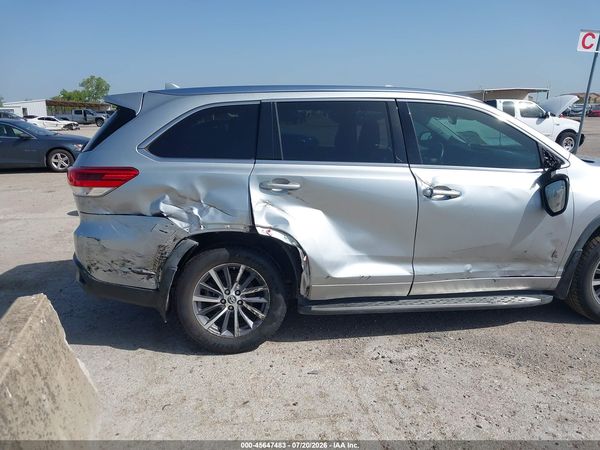 2018 TOYOTA HIGHLANDER XLE