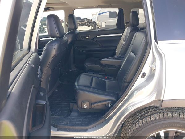2018 TOYOTA HIGHLANDER XLE