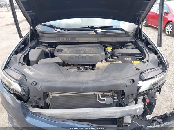 2019 JEEP CHEROKEE LATITUDE FWD