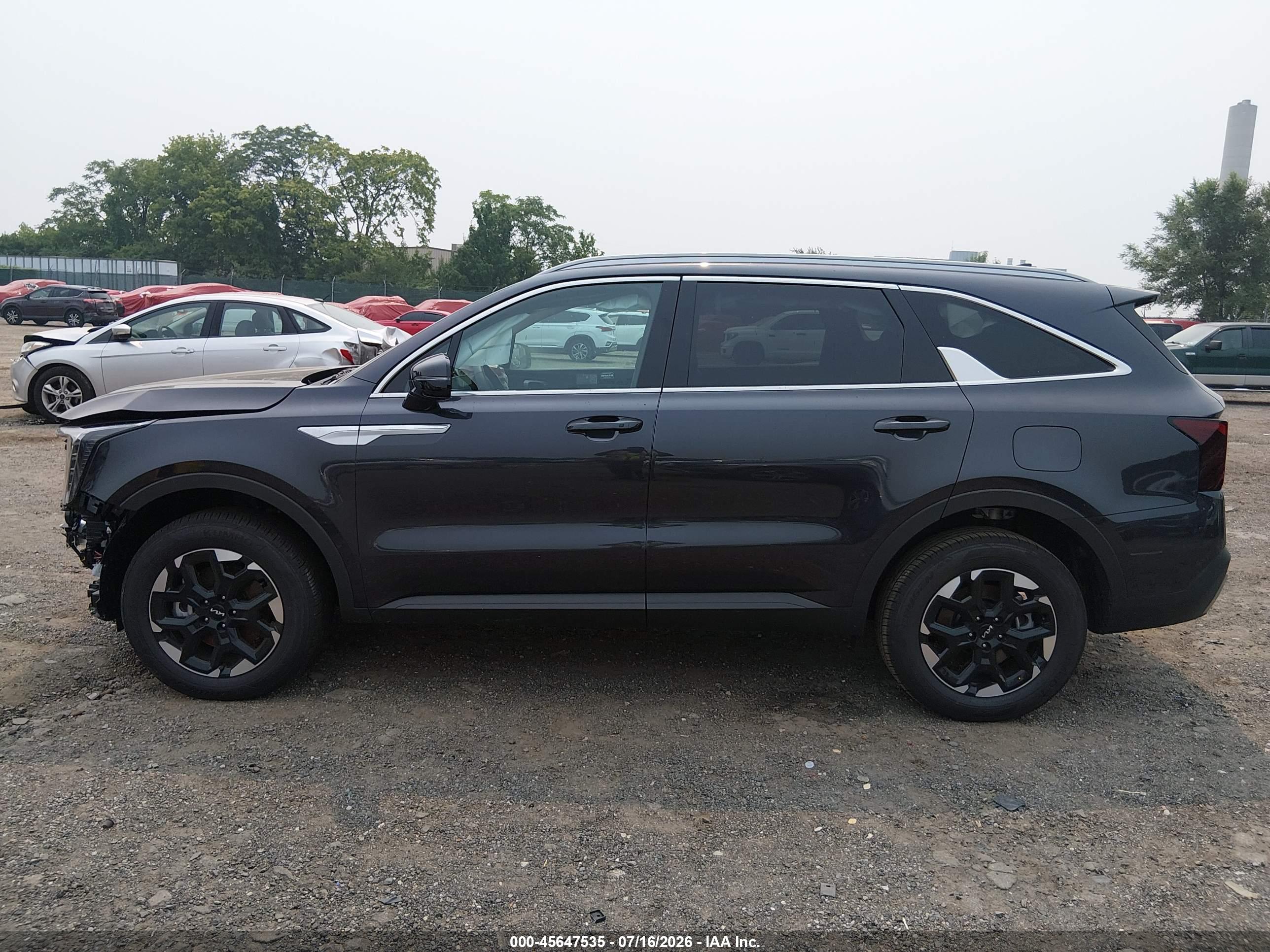 2026 KIA SORENTO S
