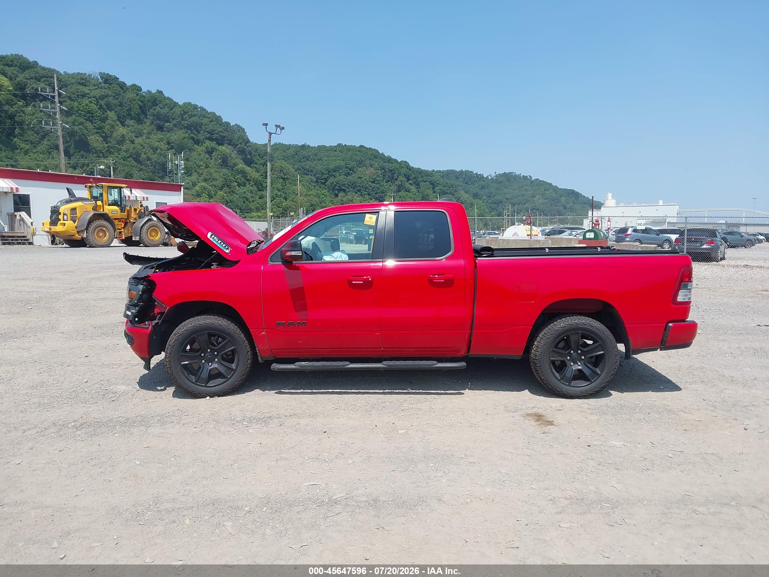 2022 RAM 1500 BIG HORN  4X4 6'4 BOX
