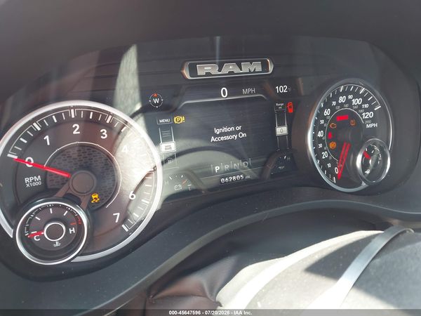 2022 RAM 1500 BIG HORN  4X4 6'4 BOX