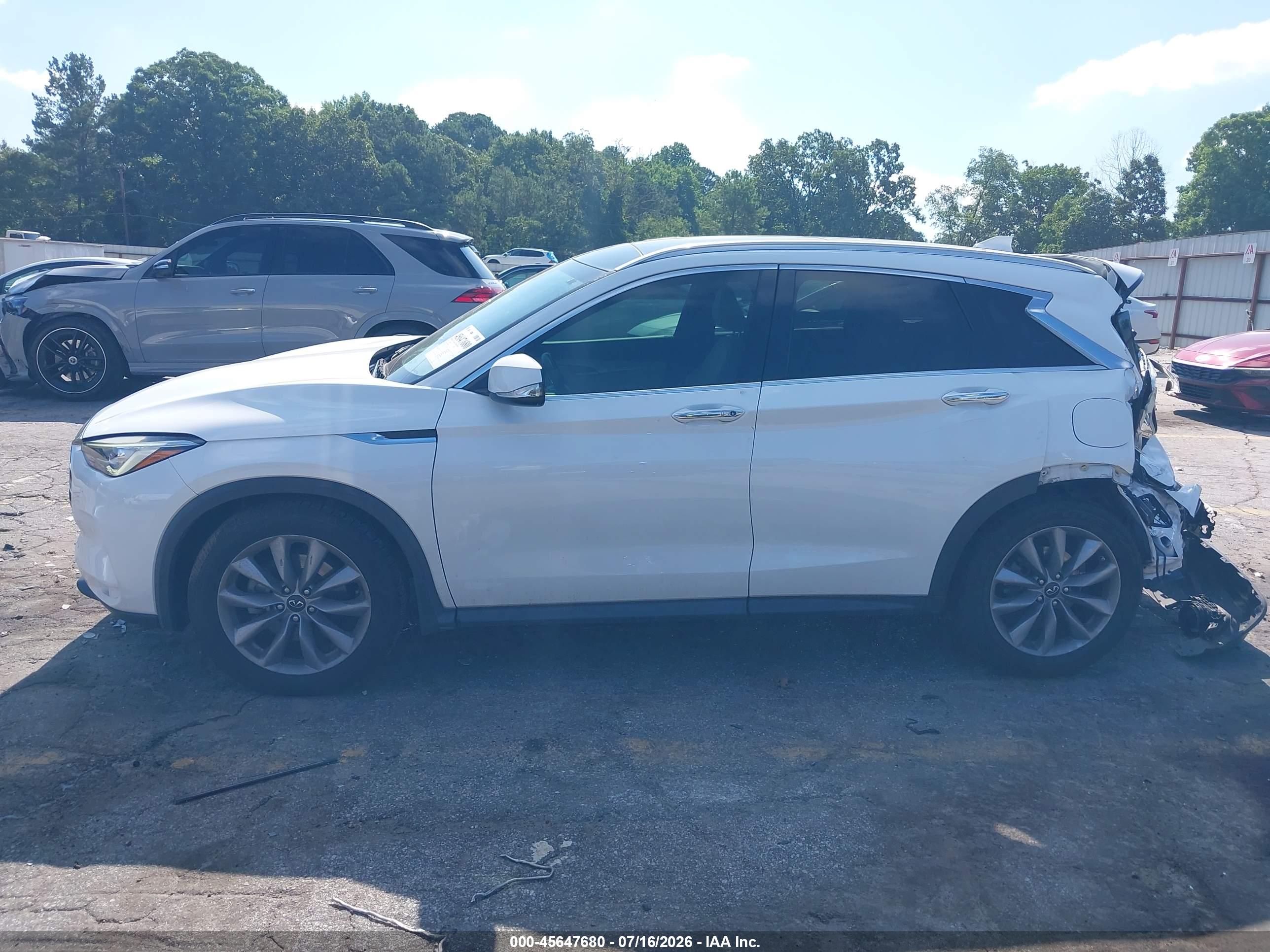 2021 INFINITI QX50 LUXE