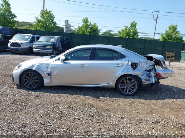 2019 LEXUS IS 300