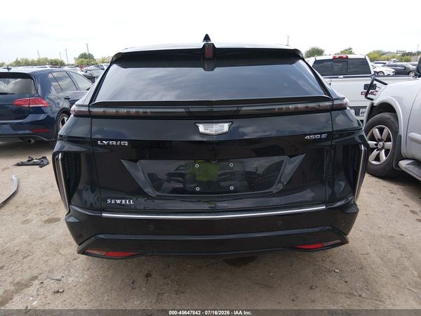 2024 CADILLAC LYRIQ LUXURY W/1SC