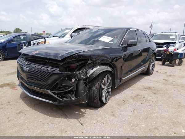 2024 CADILLAC LYRIQ LUXURY W/1SC