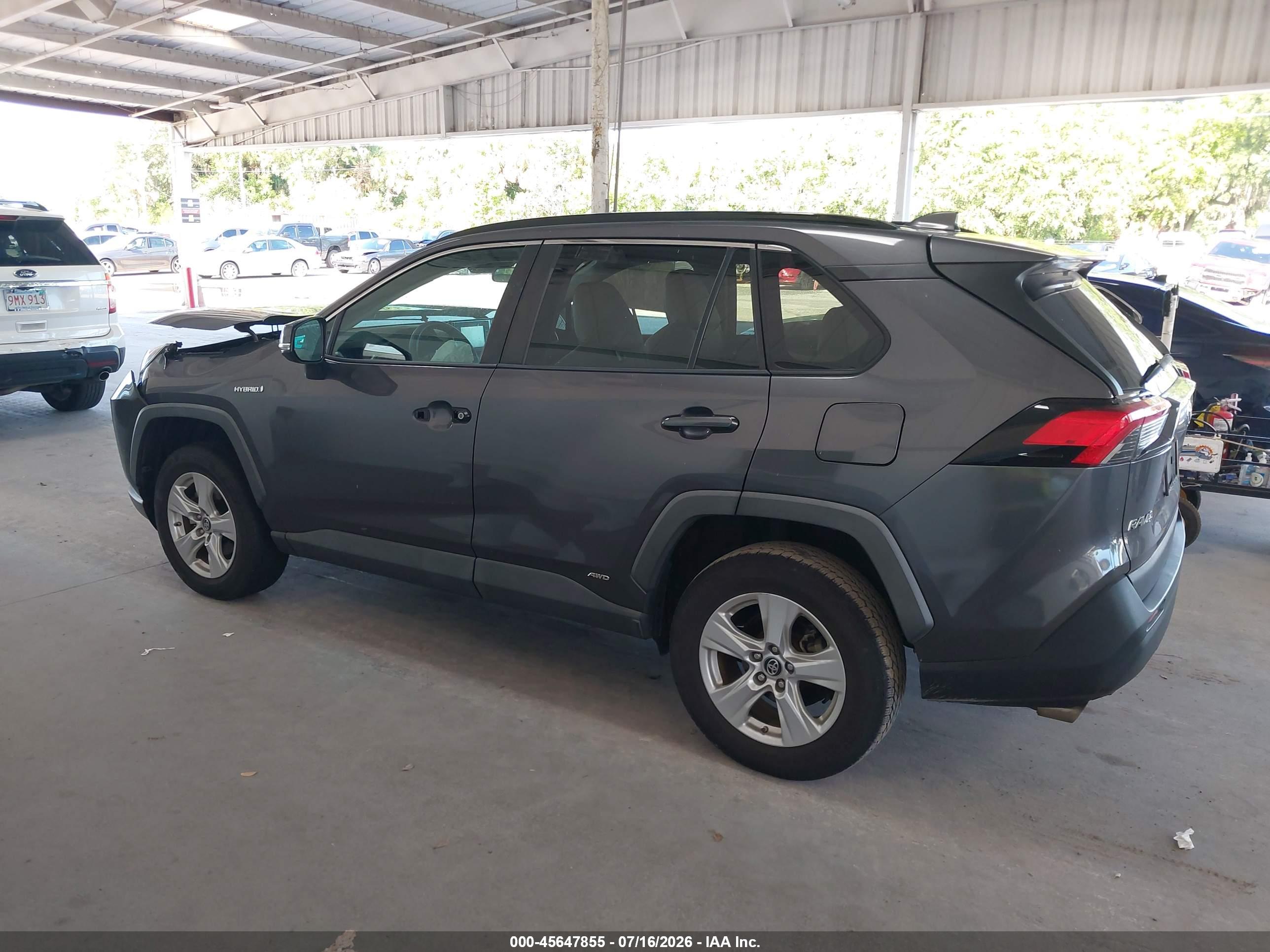 2019 TOYOTA RAV4 HYBRID LE