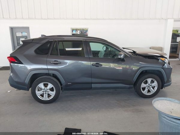 2019 TOYOTA RAV4 HYBRID LE