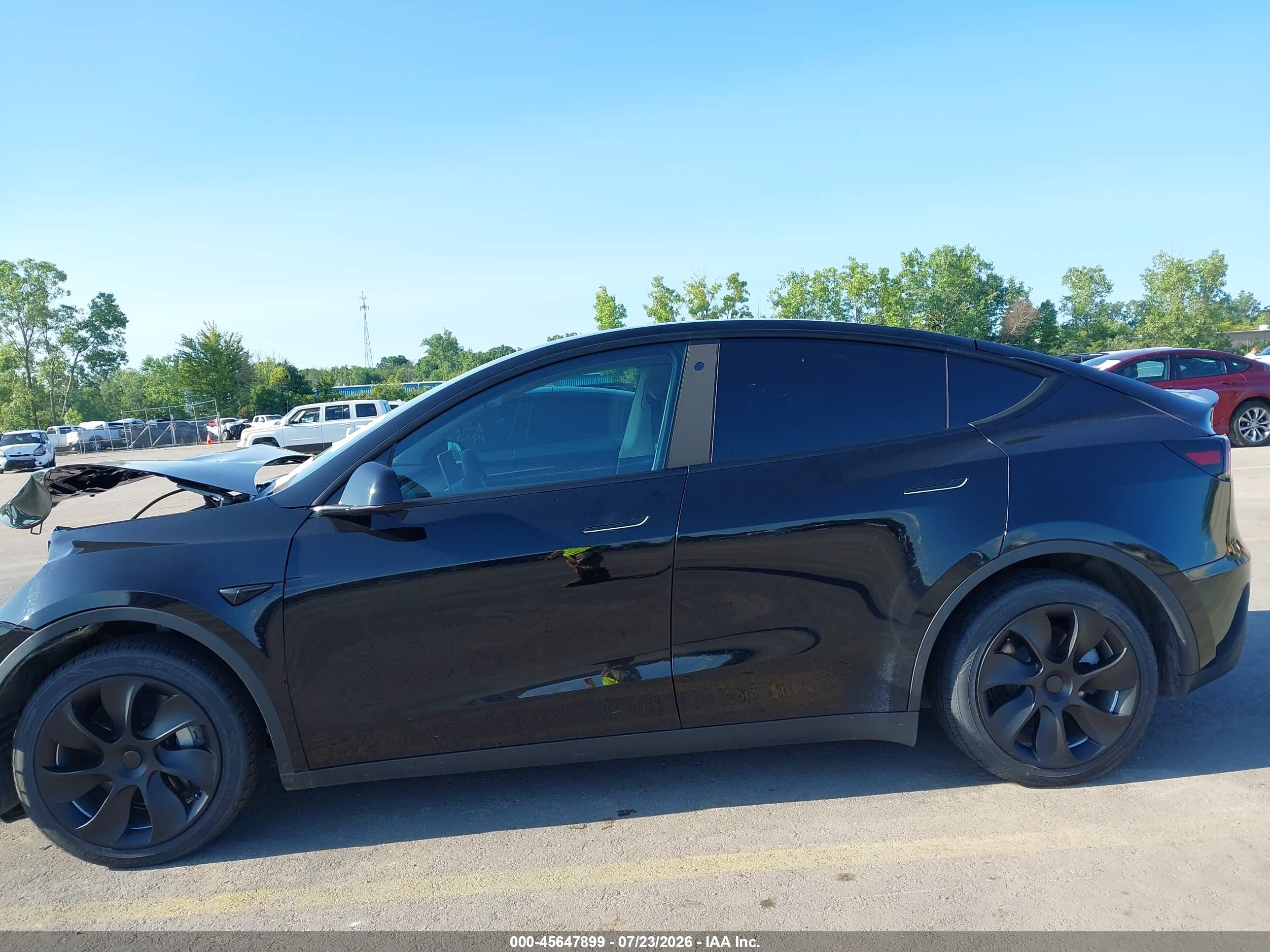 2023 TESLA MODEL Y