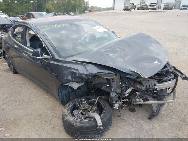 2018 TESLA MODEL 3 LONG RANGE/PERFORMANCE